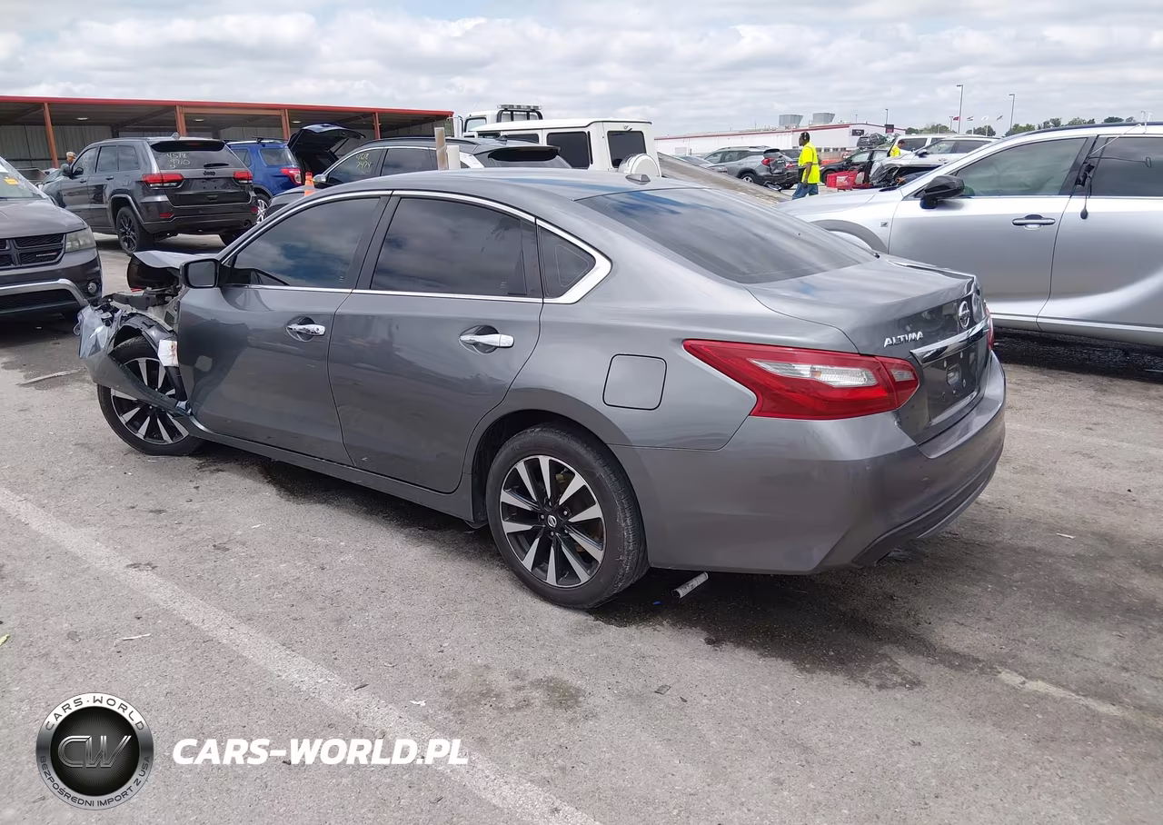 2018 Nissan Altima 2.5 Sv VIN:1N4AL3APXJC111198 - 3