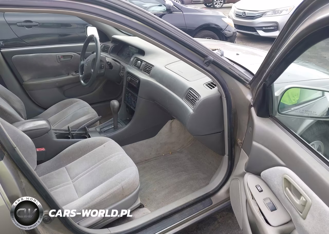 1998 Toyota Camry Le VIN:4T1BG22K6WU357713 - 5