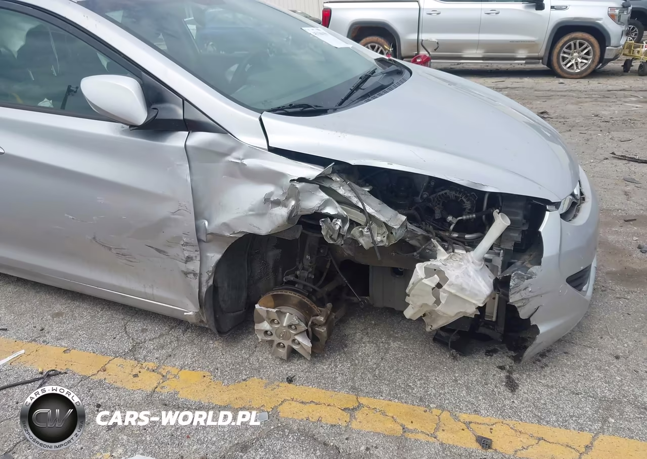 2013 Hyundai Elantra Gls VIN:KMHDH4AE6DU936050 - 6
