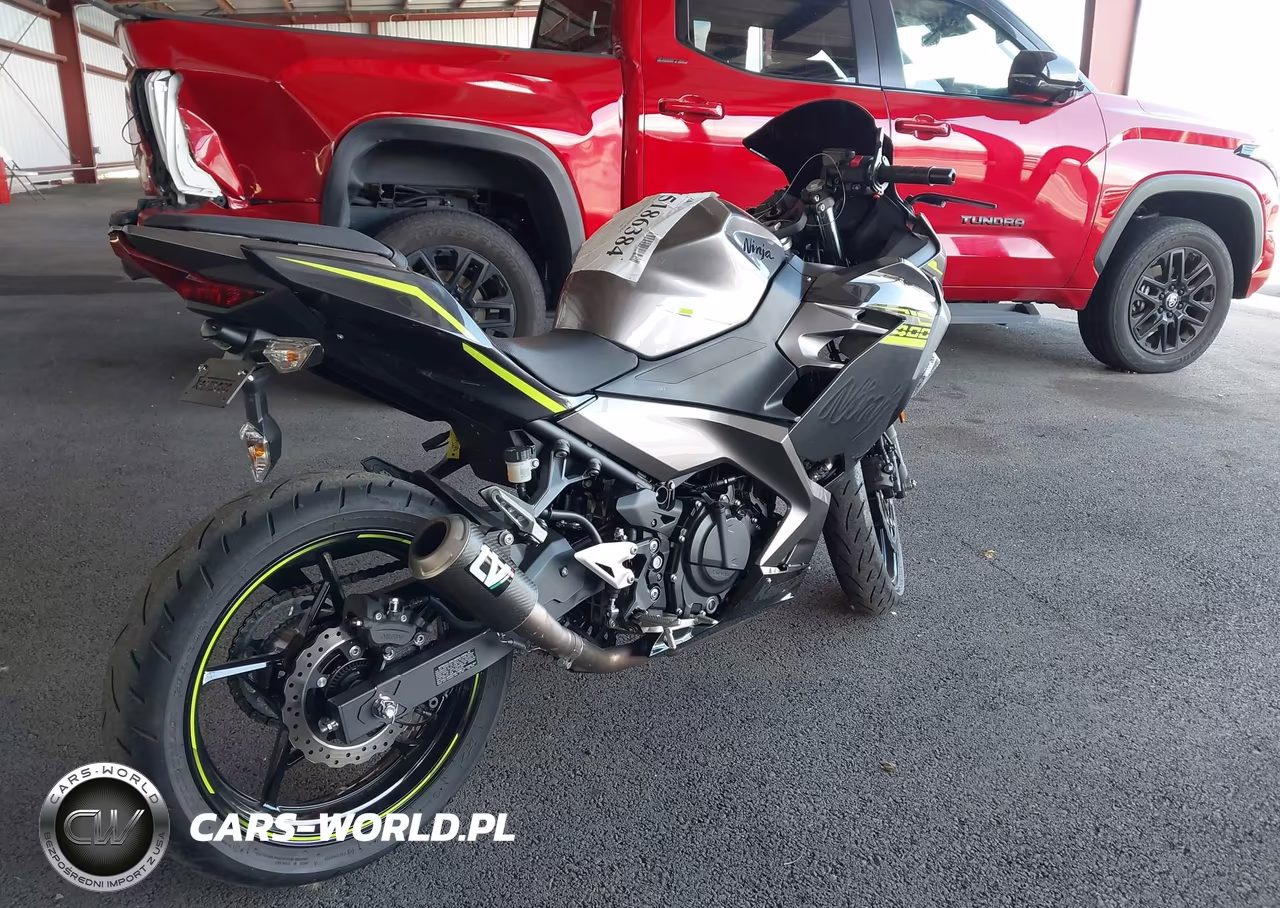 2021 Kawasaki Ex400 VIN:JKAEXKG16MDAA9188 - 4