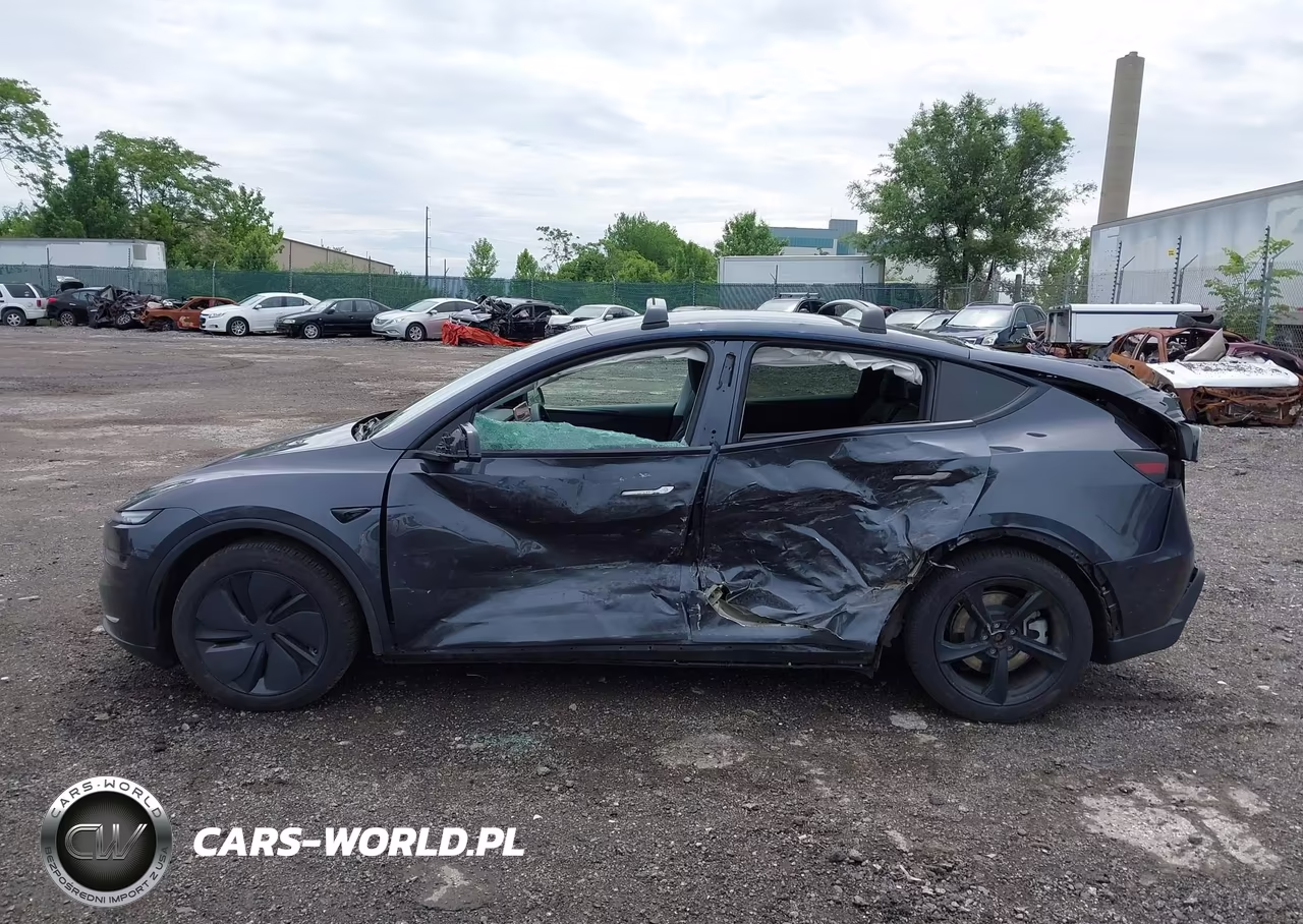 2026 Tesla Model Y All-Wheel Drive-Long Range Launch Series-Premium VIN:7SAYGDEE1TA384872 - 12