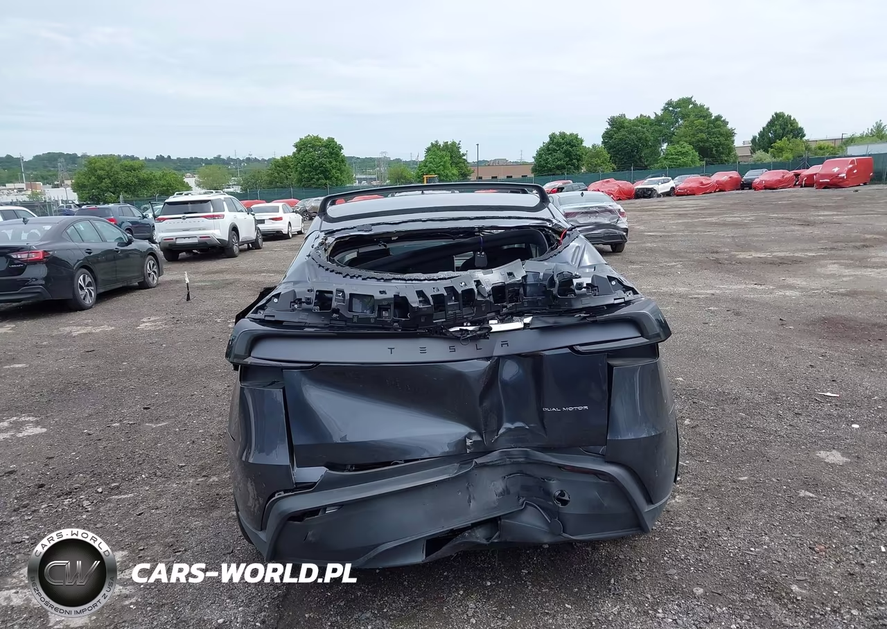 2026 Tesla Model Y All-Wheel Drive-Long Range Launch Series-Premium VIN:7SAYGDEE1TA384872 - 14