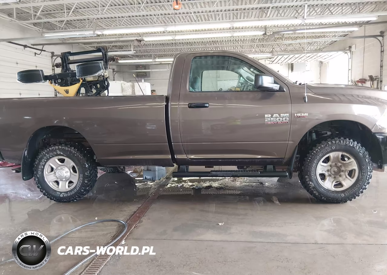 2018 Ram 2500 Tradesman 4X4 8' Box VIN:3C6LR5AT0JG363587 - 15
