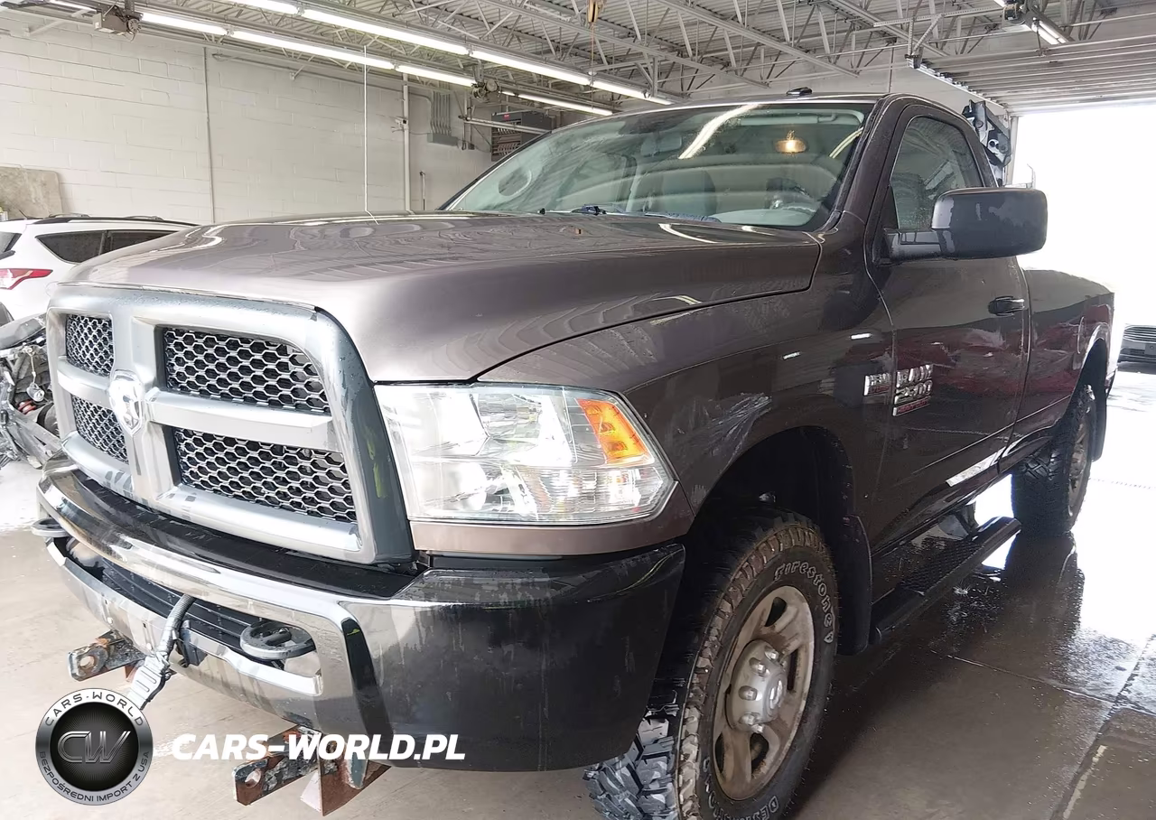 2018 Ram 2500 Tradesman 4X4 8' Box VIN:3C6LR5AT0JG363587 - 2