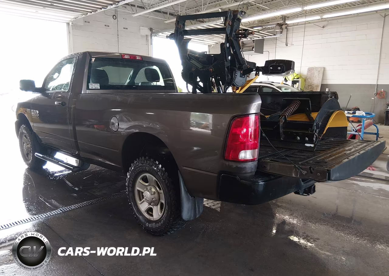 2018 Ram 2500 Tradesman 4X4 8' Box VIN:3C6LR5AT0JG363587 - 3