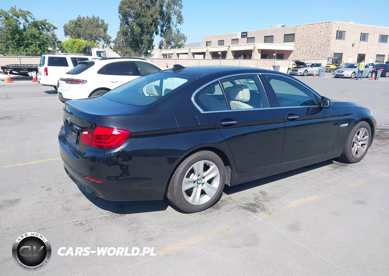 2013 BMW 528I VIN:WBAXG5C52DDY33616 - 4
