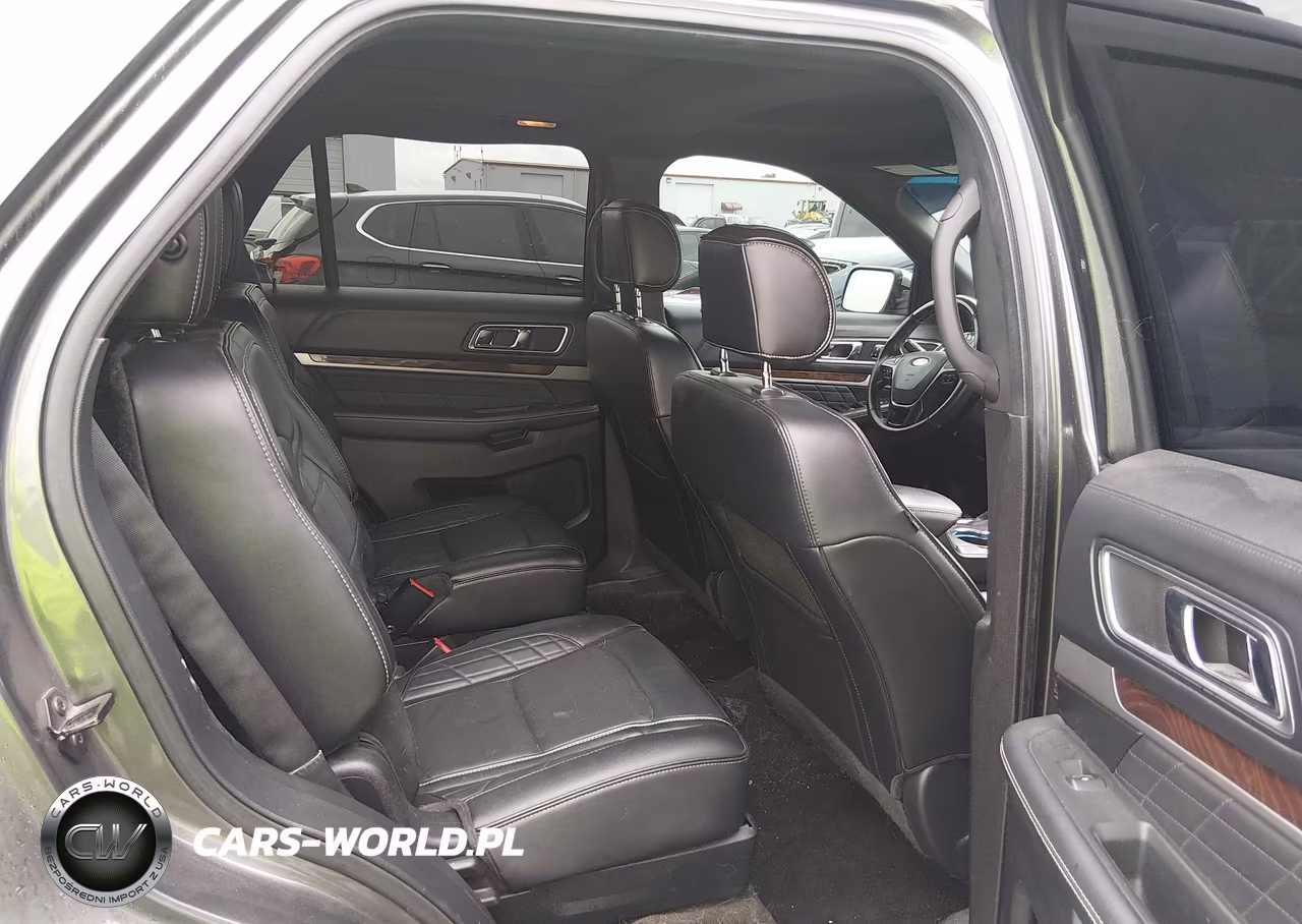 2016 Ford Explorer Platinum VIN:1FM5K8HT1GGB90577 - 8