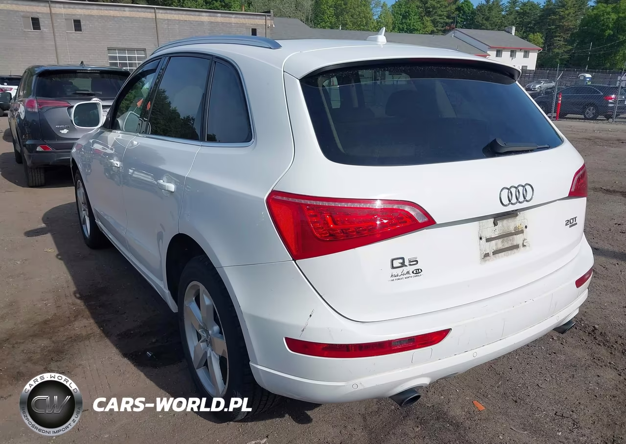 2011 Audi Q5 2.0T Premium VIN:WA1LFAFP8BA079804 - 3