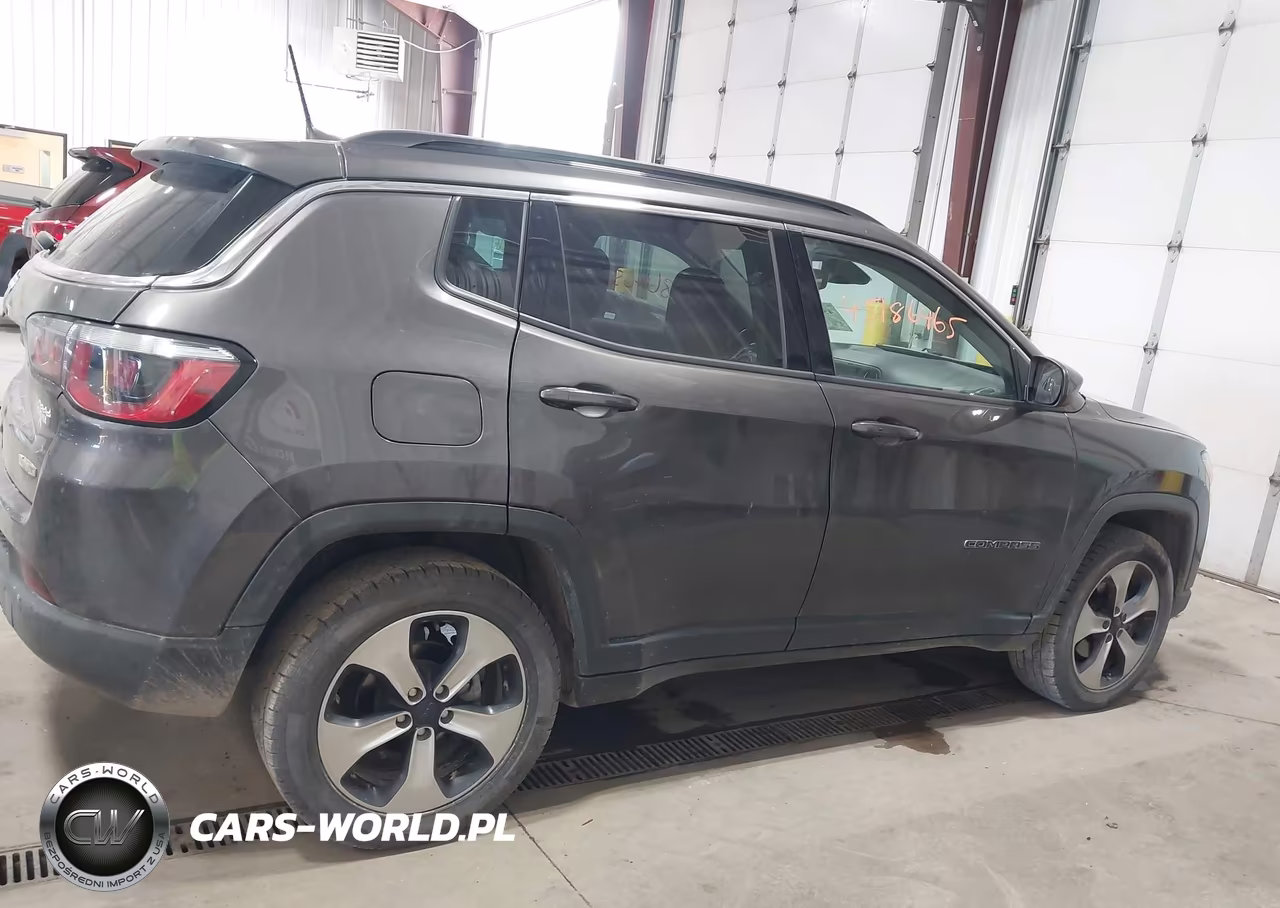 2017 Jeep New Compass Latitude 4X4 VIN:3C4NJDBB7HT681796 - 13