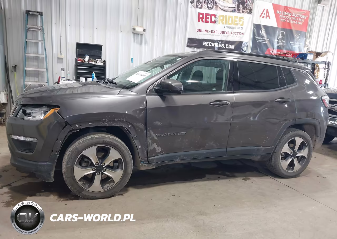 2017 Jeep New Compass Latitude 4X4 VIN:3C4NJDBB7HT681796 - 14