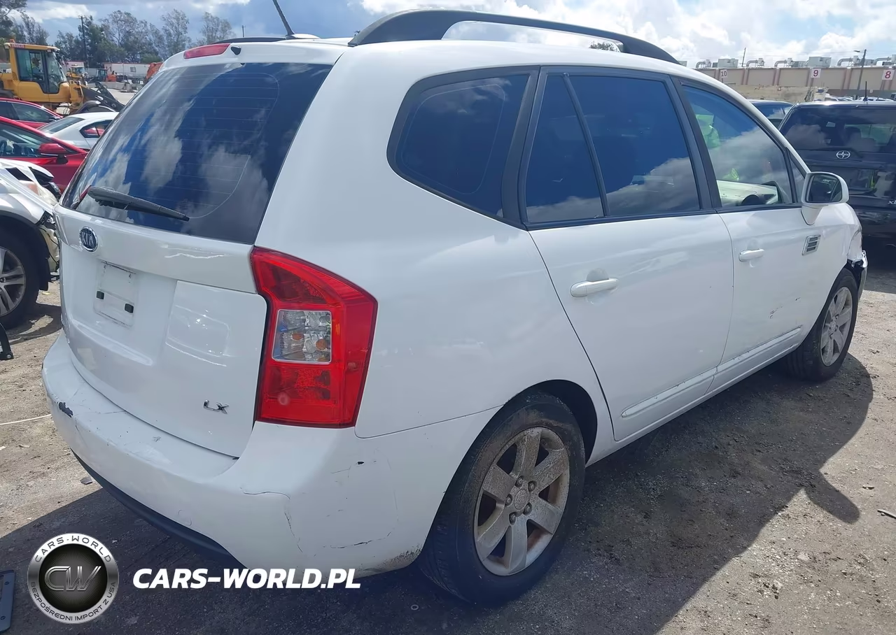 2010 Kia Rondo Lx VIN:KNAHG8C98A7302651 - 4