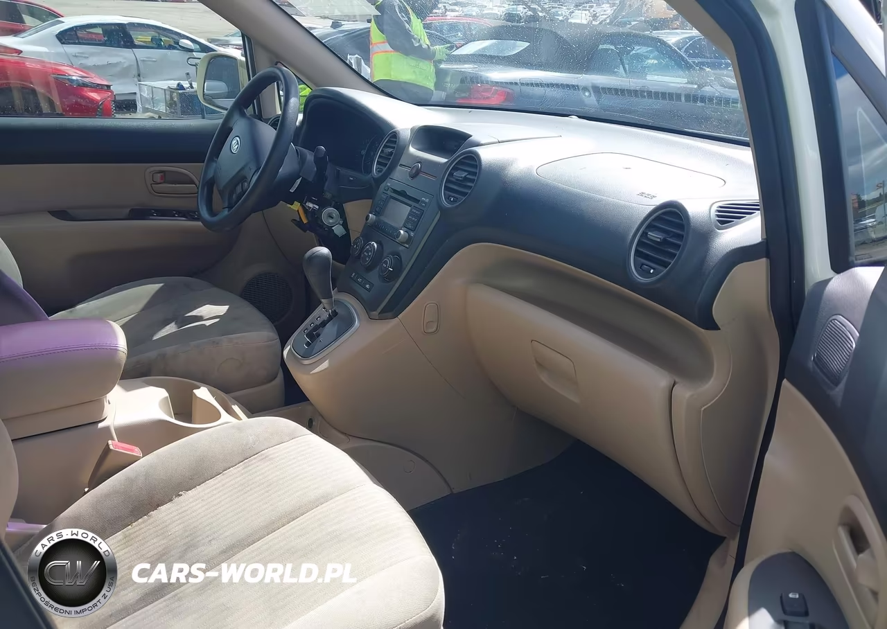2010 Kia Rondo Lx VIN:KNAHG8C98A7302651 - 5