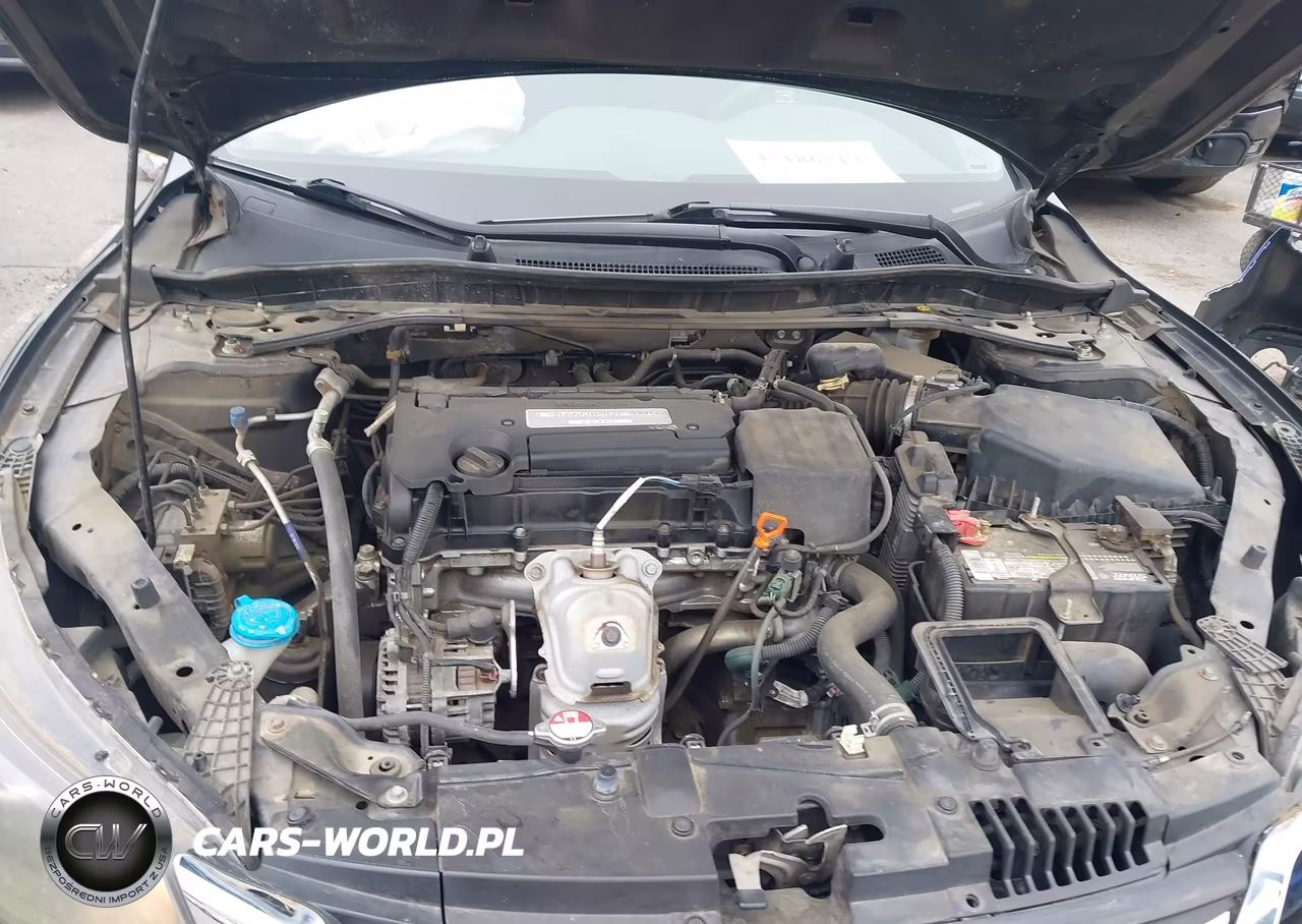 2015 Honda Accord Sport VIN:1HGCR2F50FA228473 - 10