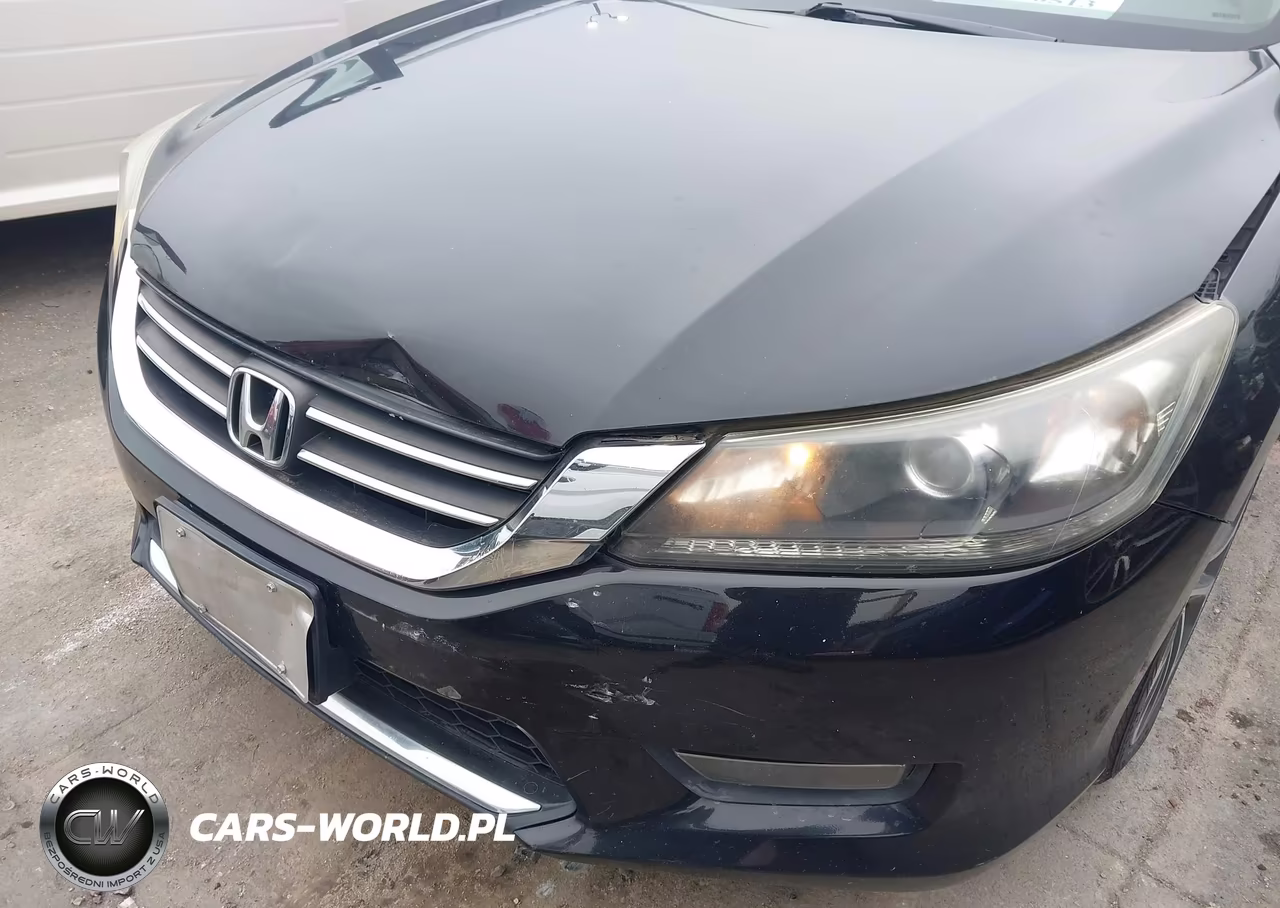 2015 Honda Accord Sport VIN:1HGCR2F50FA228473 - 18