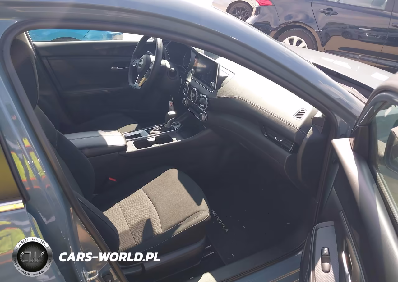 2025 Nissan Sentra Sv VIN:3N1AB8CV5SY210951 - 5