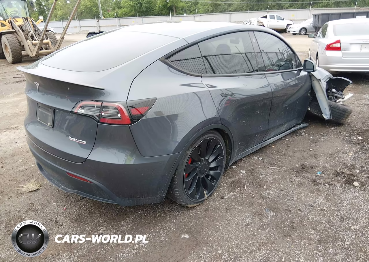 2022 Tesla Model Y Performance Dual Motor All-Wheel Drive VIN:7SAYGDEF0NF513277 - 4