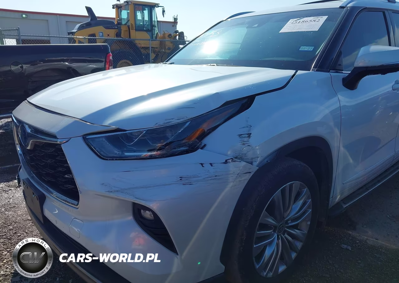 2023 Toyota Highlander Hybrid Platinum VIN:5TDFARAH2PS020399 - 12