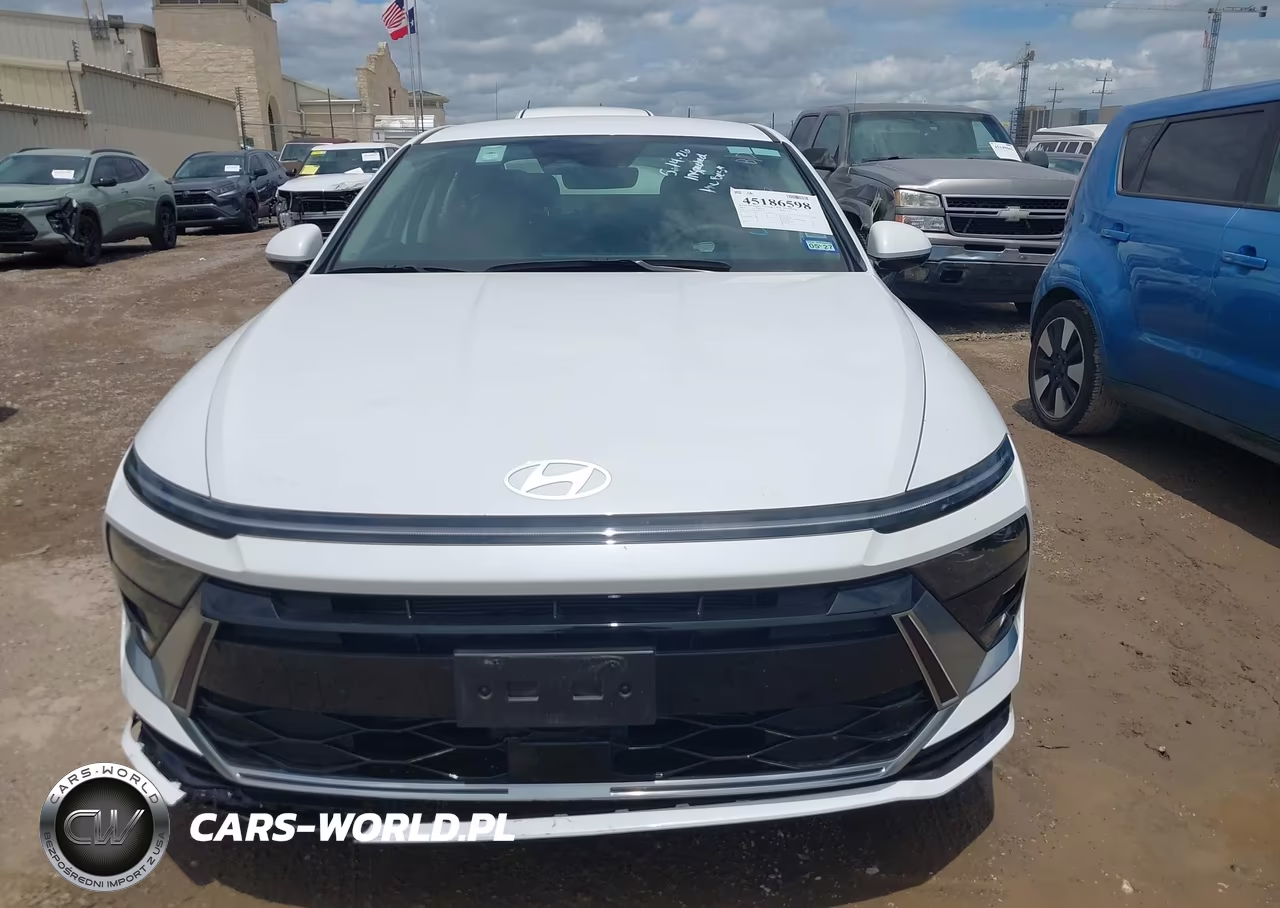 2025 Hyundai Sonata Sel VIN:KMHL64JA0SA507385 - 12