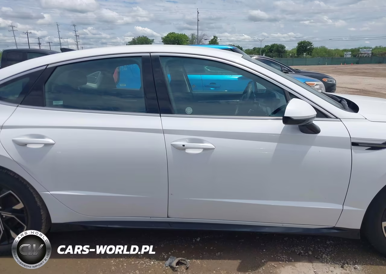 2025 Hyundai Sonata Sel VIN:KMHL64JA0SA507385 - 13