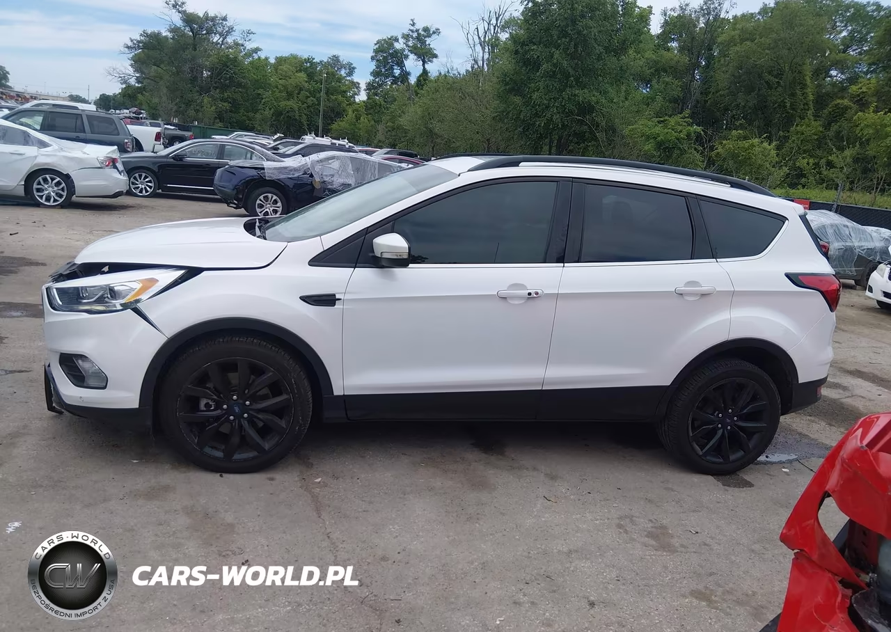2019 Ford Escape Titanium VIN:1FMCU0J91KUC52975 - 14