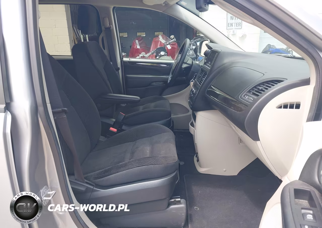 2019 Dodge Grand Caravan Se VIN:2C4RDGBG1KR509165 - 5