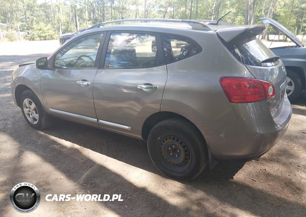 2014 Nissan Rogue Select S VIN:JN8AS5MT1EW609316 - 3