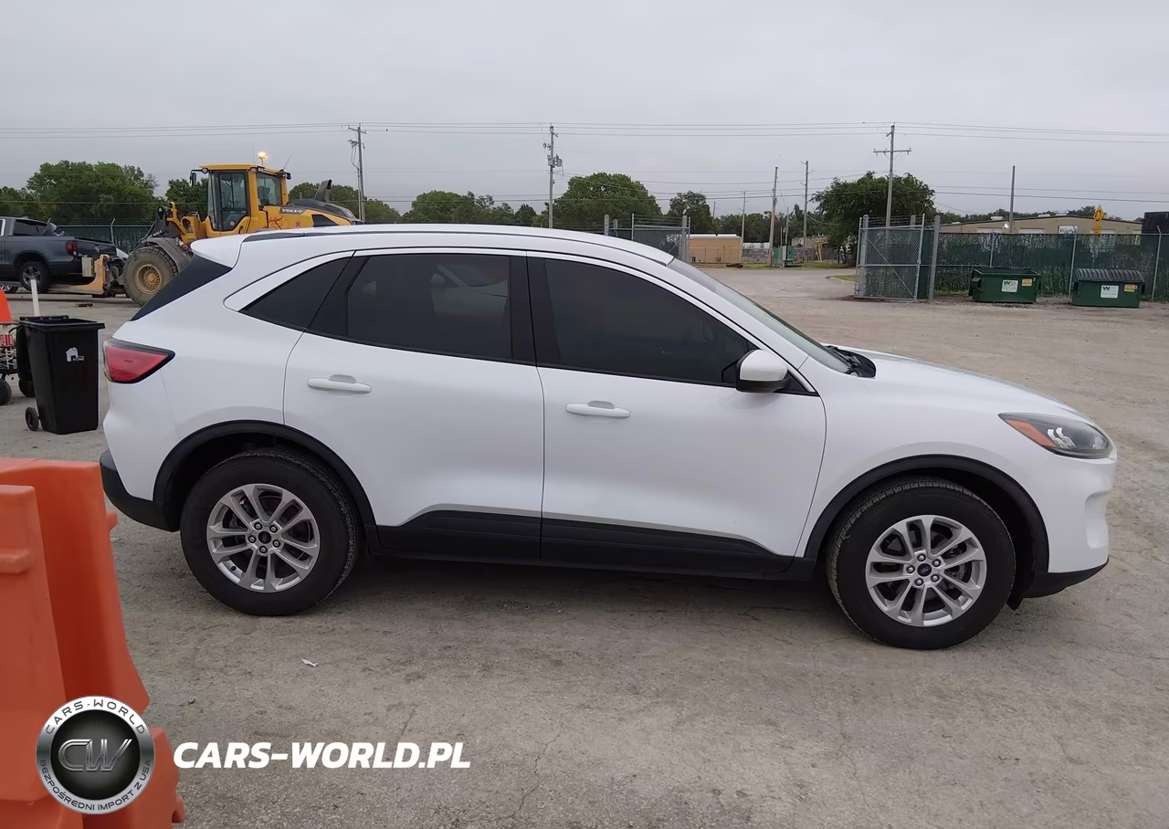 2020 Ford Escape Se VIN:1FMCU9G66LUB43561 - 13