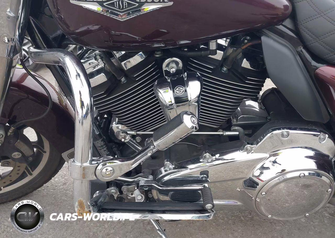 2018 Harley-Davidson Flhr Road King VIN:1HD1FBC17JB623607 - 9