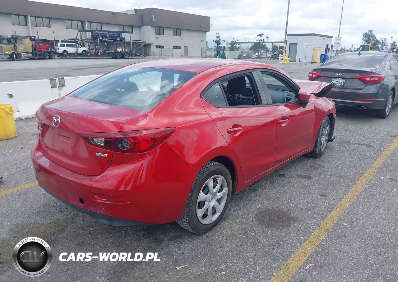 2015 Mazda Mazda3 I Sport VIN:3MZBM1U70FM185289 - 4
