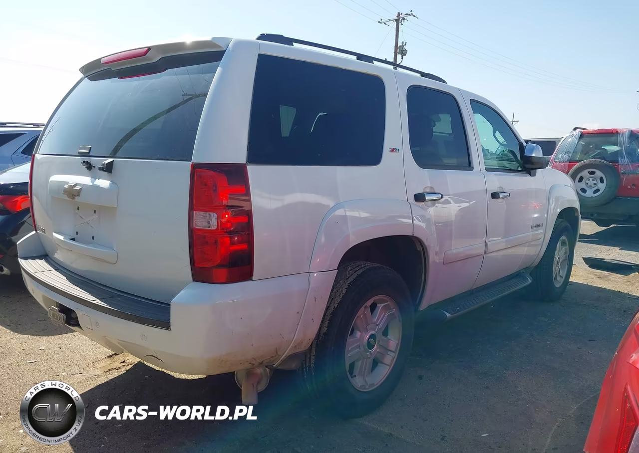 2008 Chevrolet Tahoe Lt VIN:1GNFC13JX8R208994 - 4