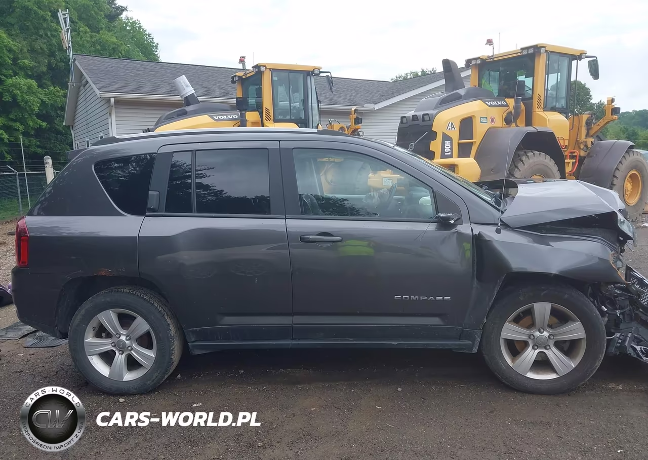2017 Jeep Compass Latitude 4X4 VIN:1C4NJDEB9HD113020 - 13