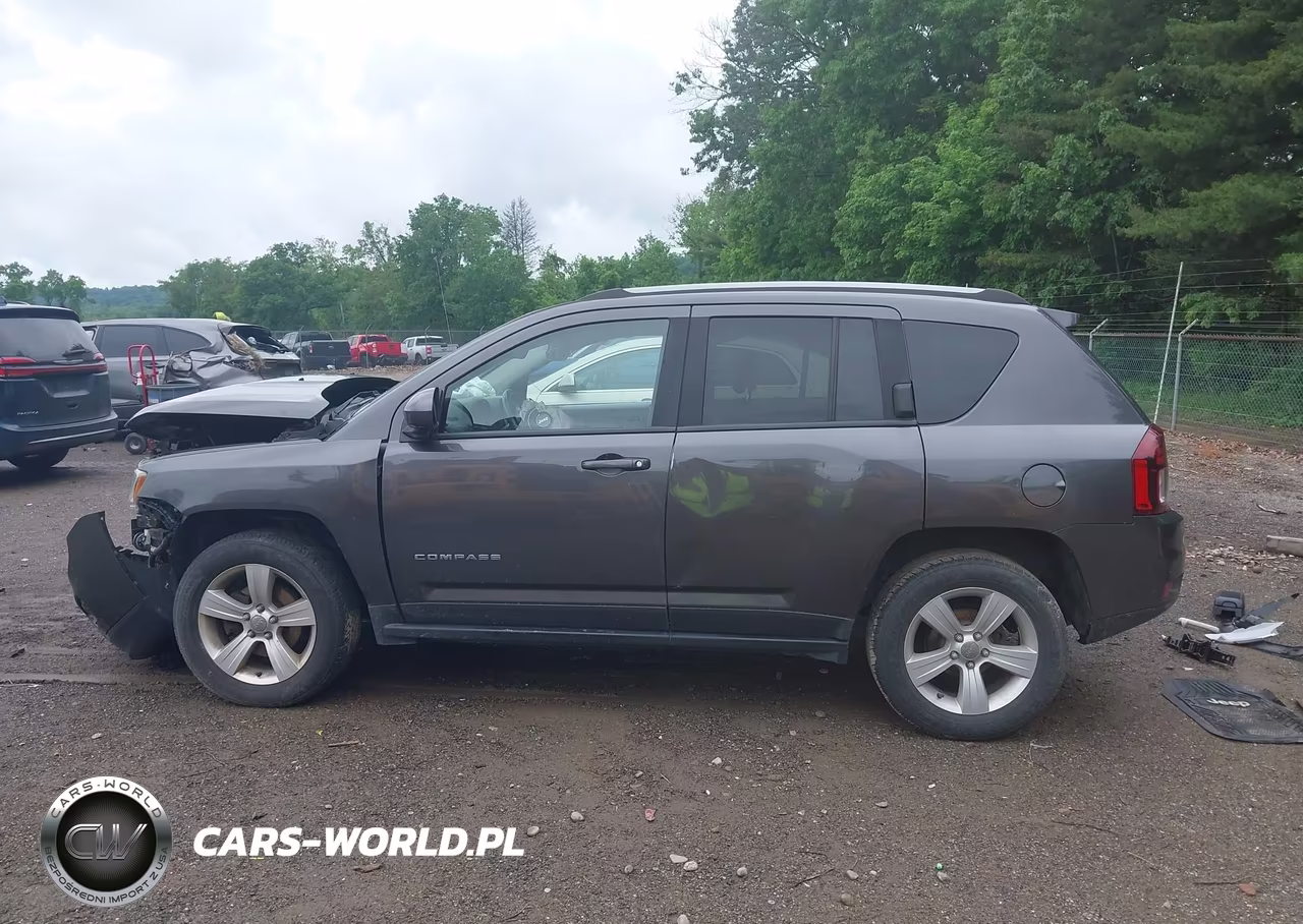 2017 Jeep Compass Latitude 4X4 VIN:1C4NJDEB9HD113020 - 14
