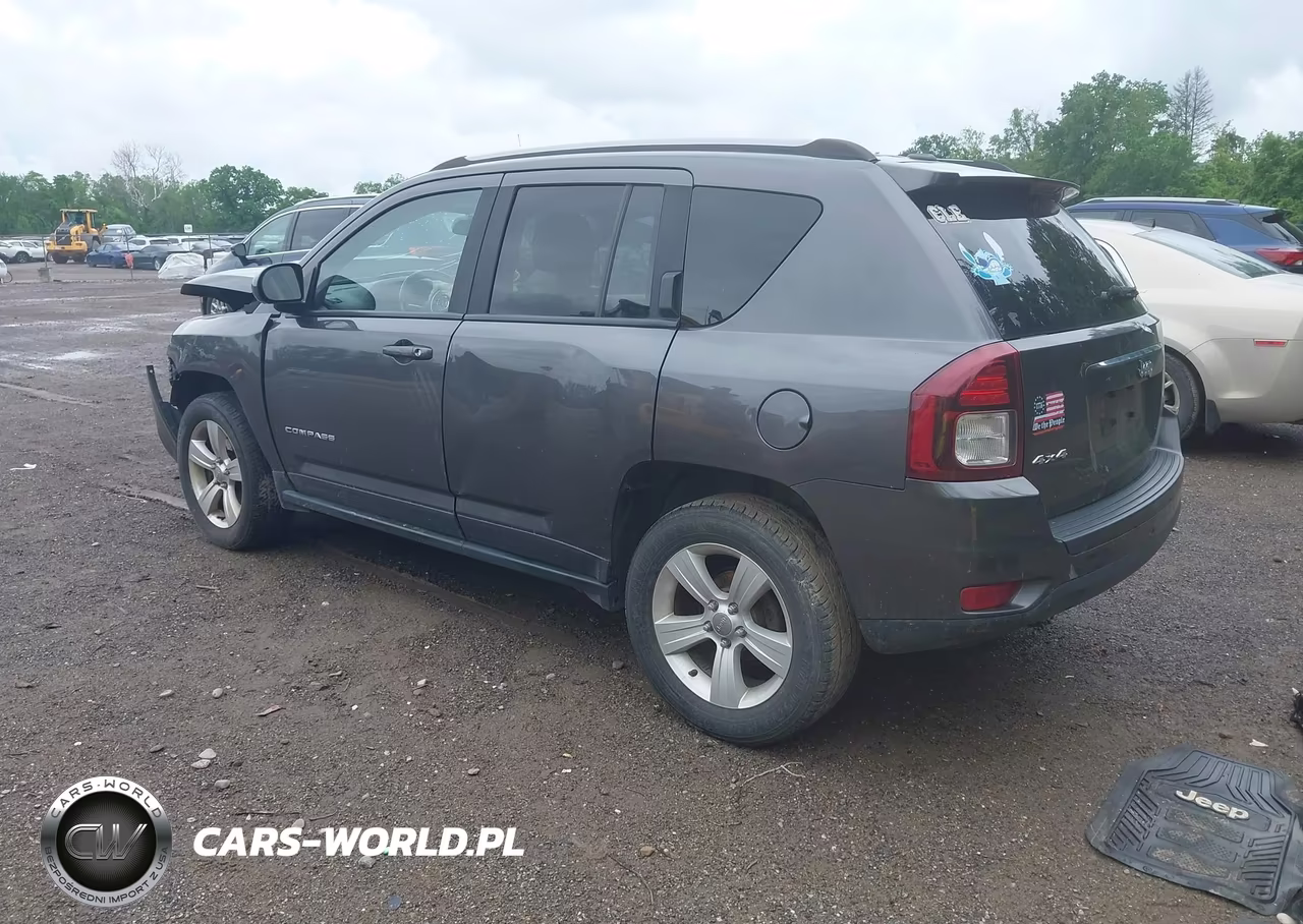 2017 Jeep Compass Latitude 4X4 VIN:1C4NJDEB9HD113020 - 3