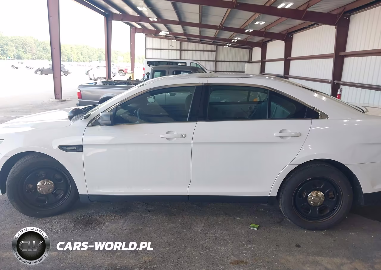 2018 Ford Police Interceptor VIN:1FAHP2L86JG134067 - 14