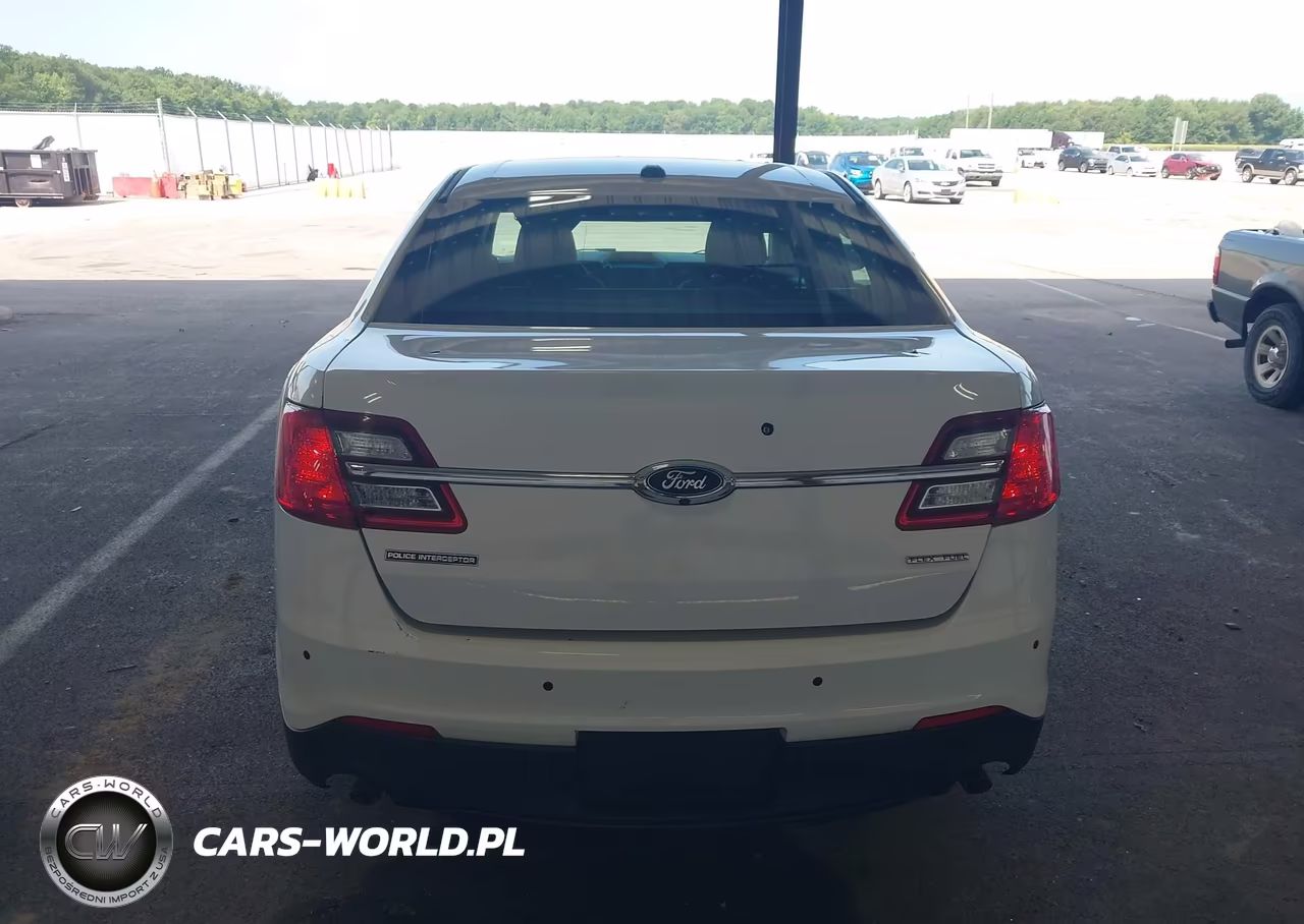 2018 Ford Police Interceptor VIN:1FAHP2L86JG134067 - 16