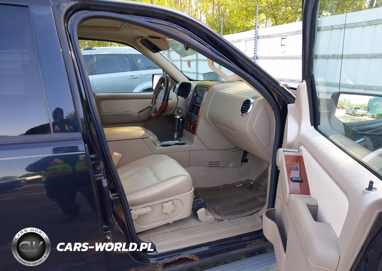 2008 Ford Explorer Eddie Bauer VIN:1FMEU74E48UA29929 - 5
