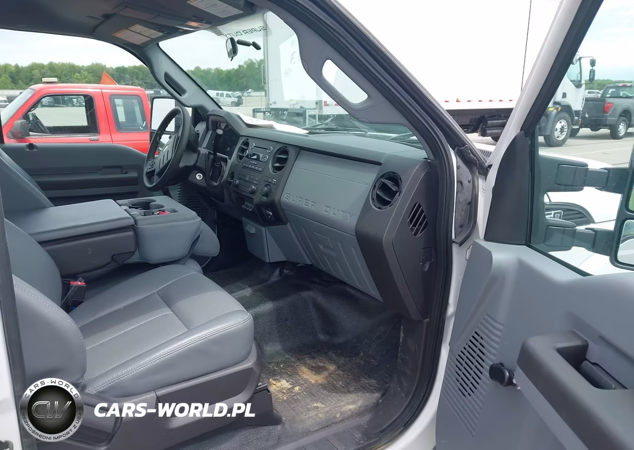 2016 Ford F-350 Chassis Xl VIN:1FD8X3G62GED01517 - 5