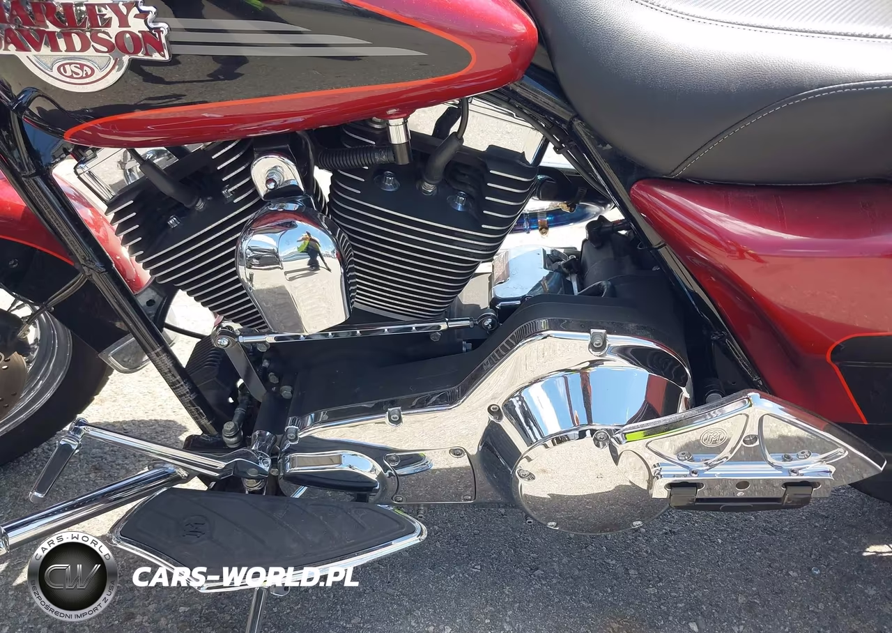 2006 Harley-Davidson Flhtcui VIN:1HD1FCW386Y652573 - 9