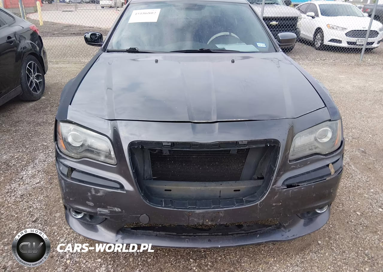 2013 Chrysler 300 Motown VIN:2C3CCAAG7DH556592 - 6