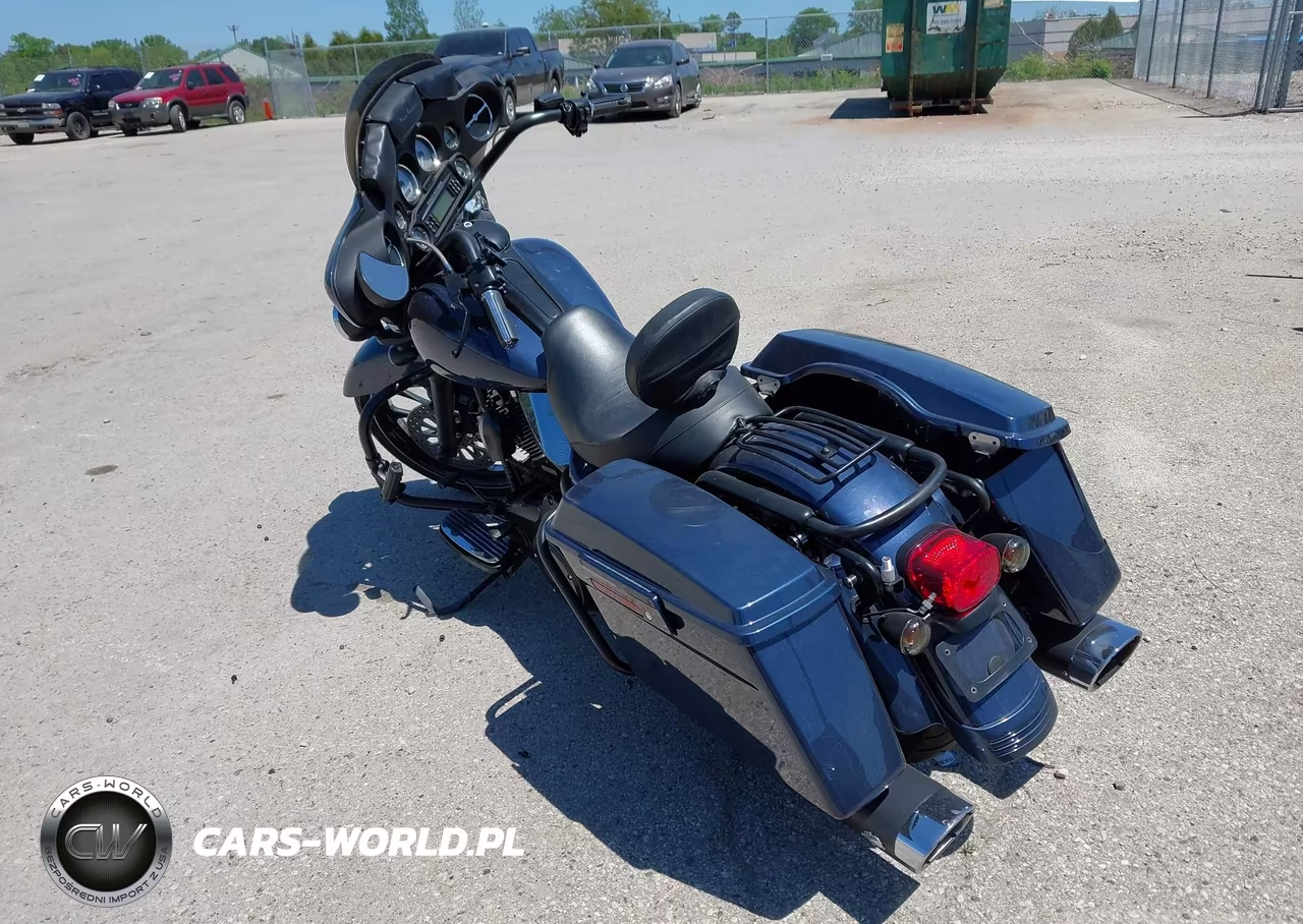 2008 Harley-Davidson Flhx VIN:1HD1KB43X8Y699647 - 3