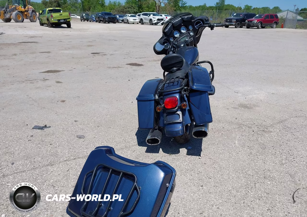 2008 Harley-Davidson Flhx VIN:1HD1KB43X8Y699647 - 6