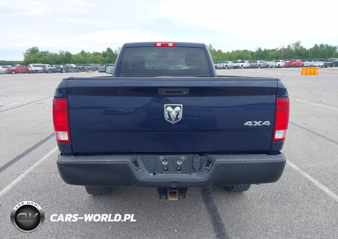 2018 Ram 2500 Tradesman 4X4 8' Box VIN:3C6LR5AT2JG356401 - 16