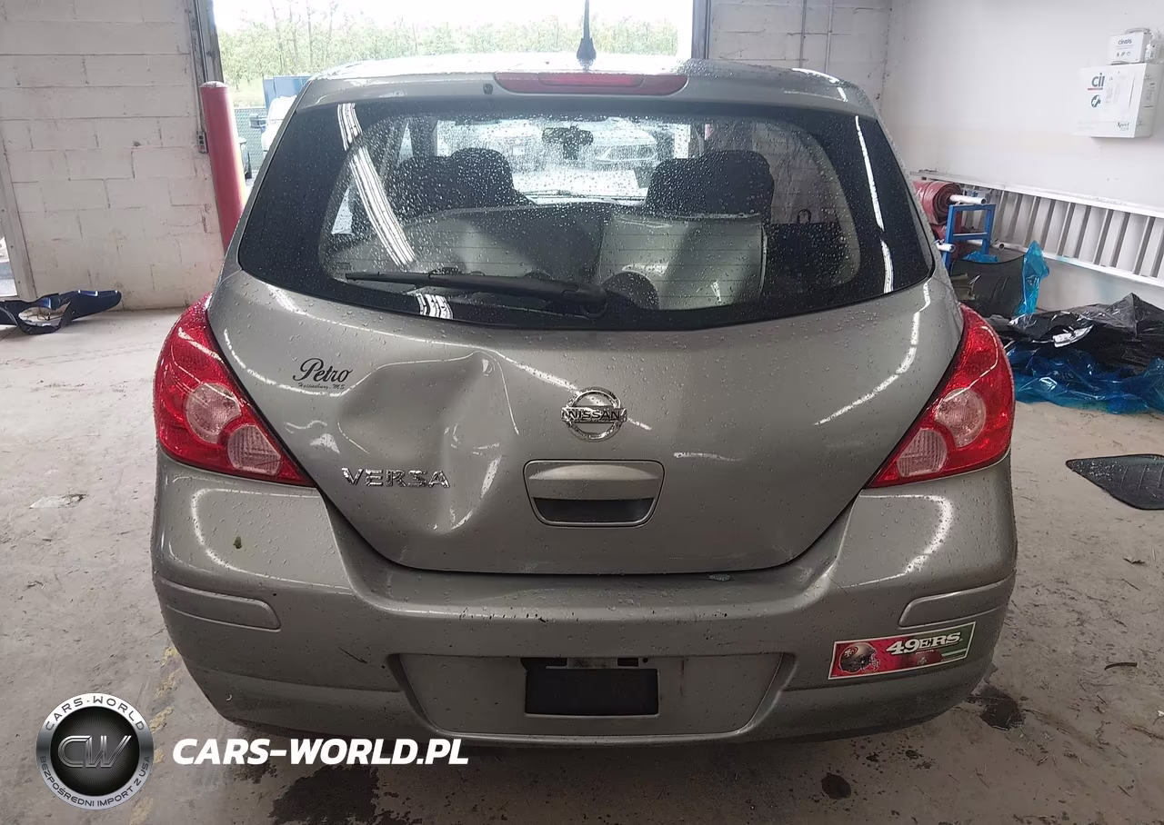 2011 Nissan Versa 1.8S VIN:3N1BC1CP4BL492930 - 15