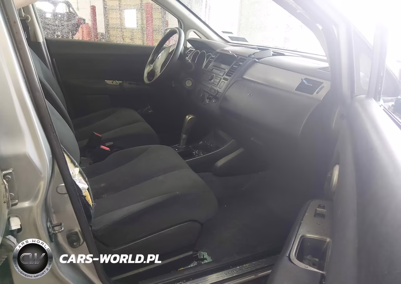 2011 Nissan Versa 1.8S VIN:3N1BC1CP4BL492930 - 5