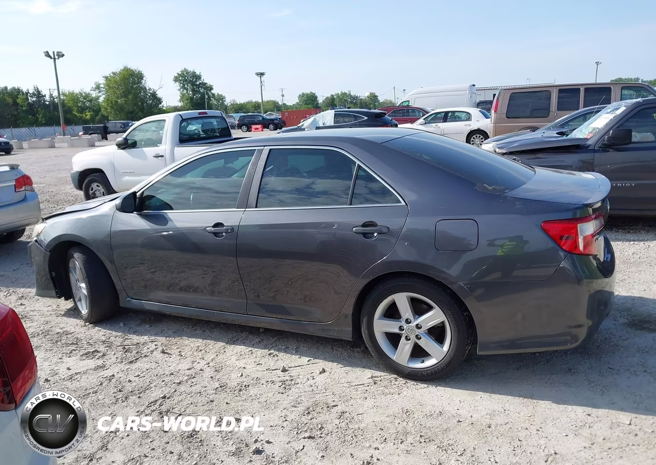 2014 Toyota Camry Se VIN:4T1BF1FK3EU466488 - 14