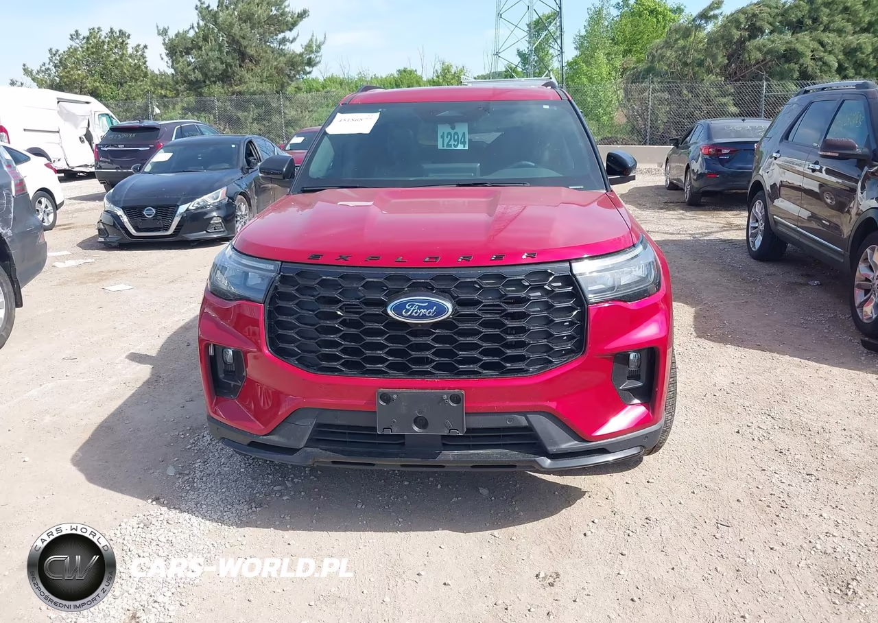 2025 Ford Explorer St-Line VIN:1FMUK8KH1SGC04454 - 13