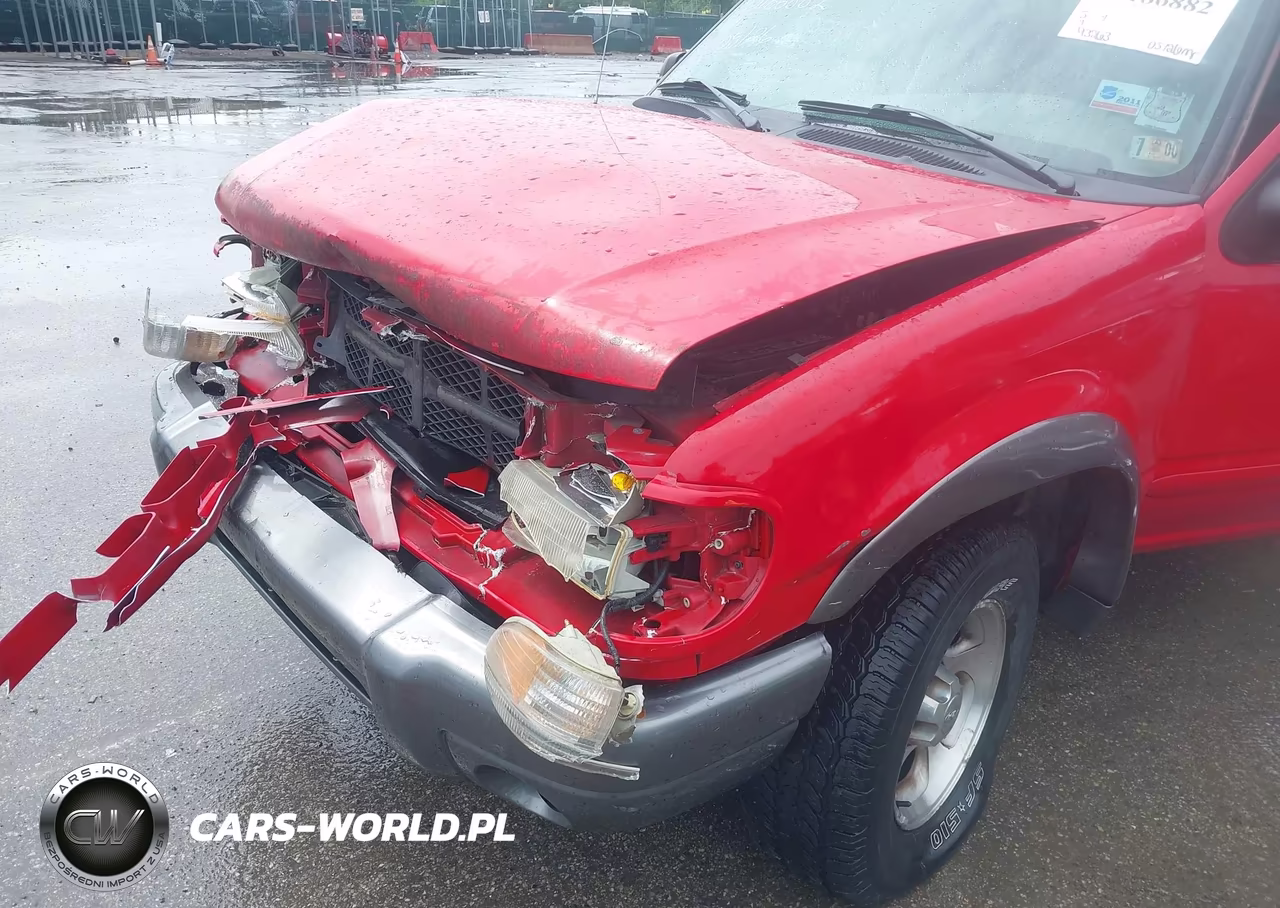 1999 Ford Explorer Sport VIN:1FMYU24E9XUA38561 - 6