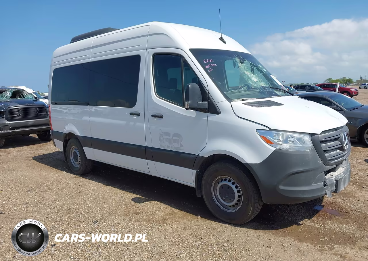 2025 Mercedes-Benz Sprinter 2500 Standard Roof 4-Cyl Diesel