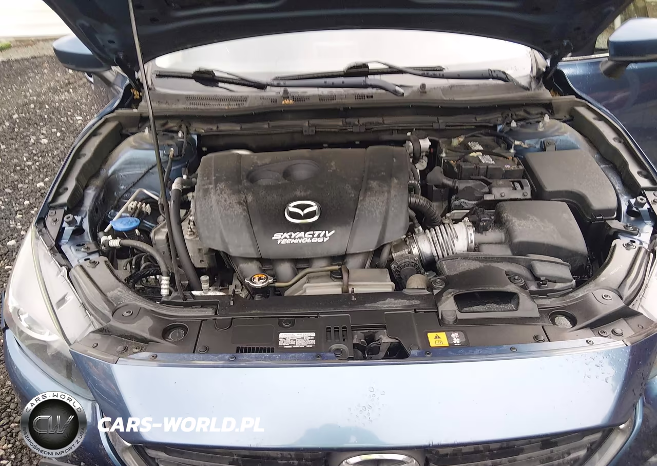 2018 Mazda Mazda3 Touring VIN:3MZBN1L33JM274102 - 10