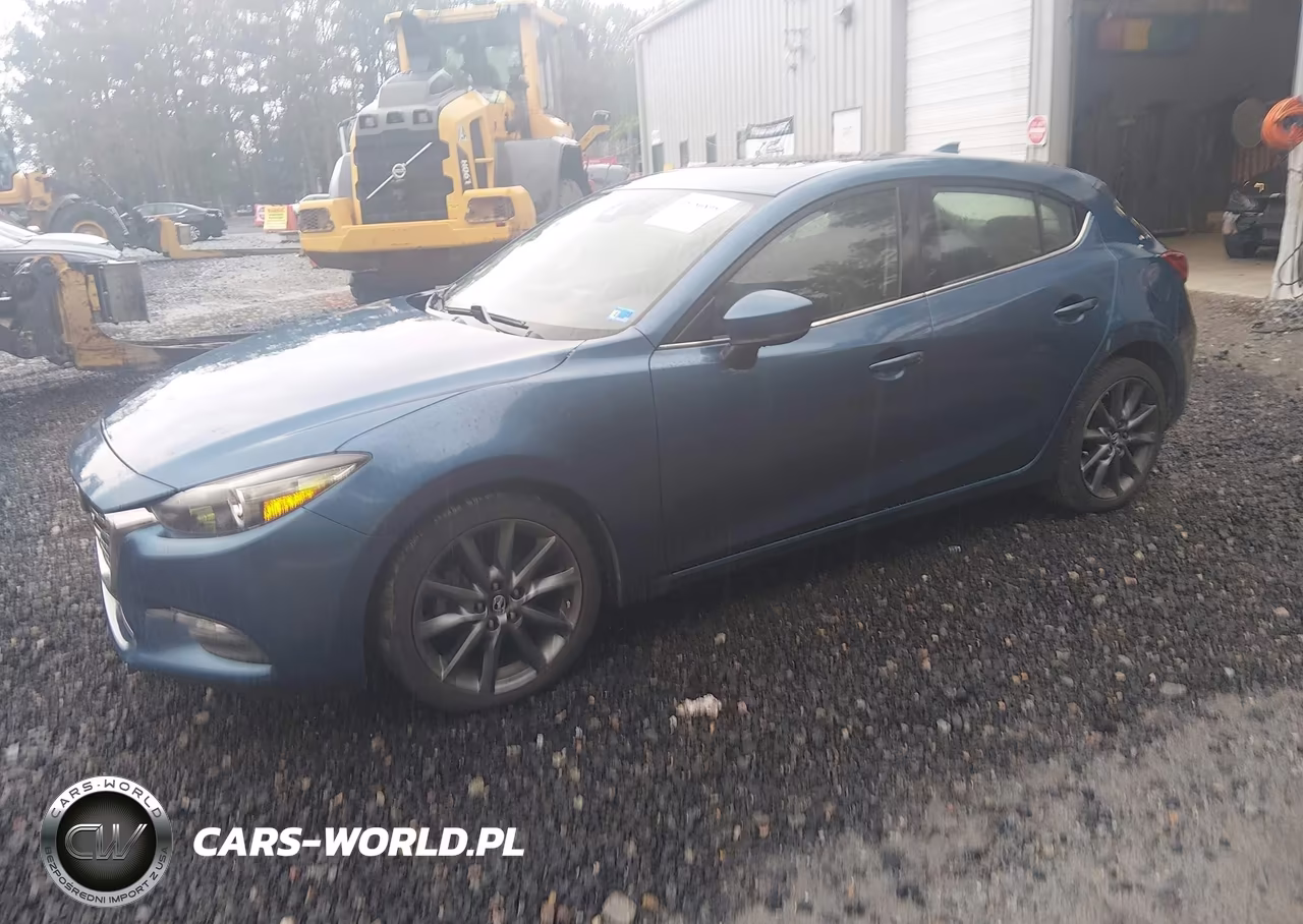 2018 Mazda Mazda3 Touring VIN:3MZBN1L33JM274102 - 2
